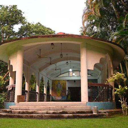 Thengal Manor Otel Jorhāt Dış mekan fotoğraf