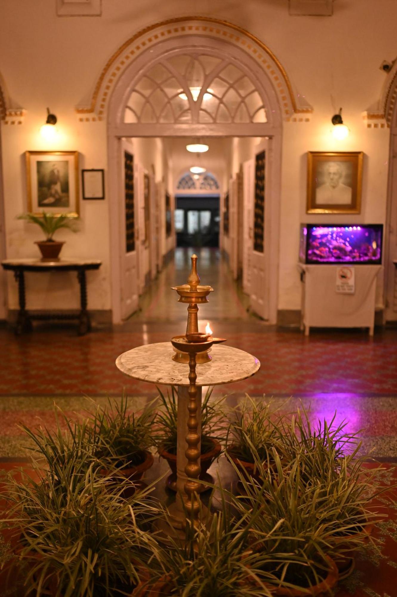 Thengal Manor Otel Jorhāt Dış mekan fotoğraf